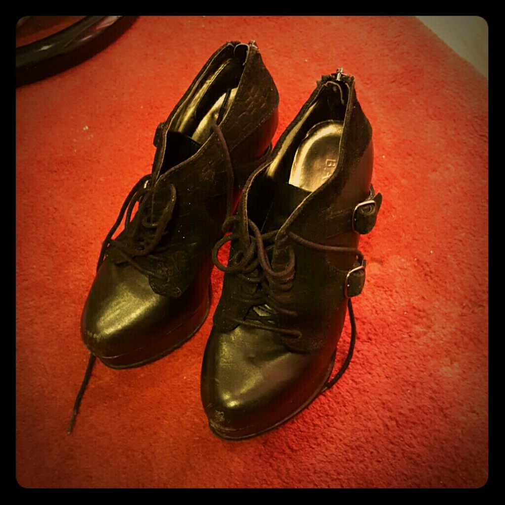 Ankle heel boots